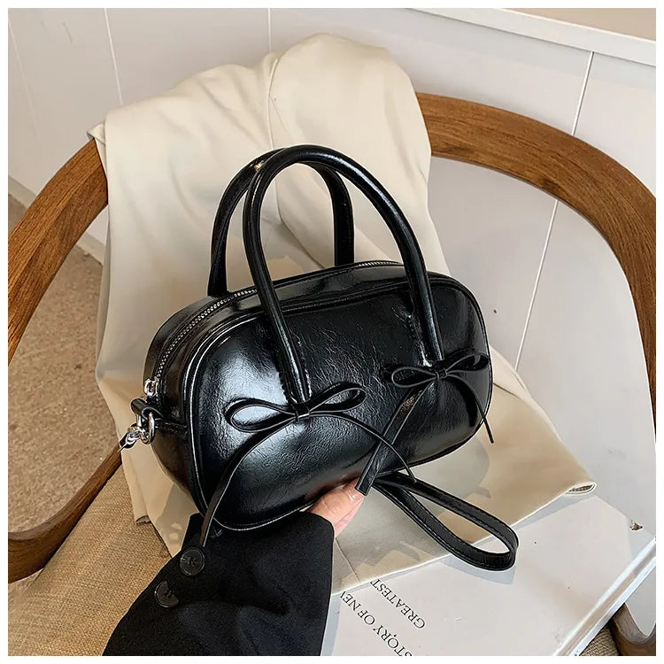 Small High Quality Handbag In Black