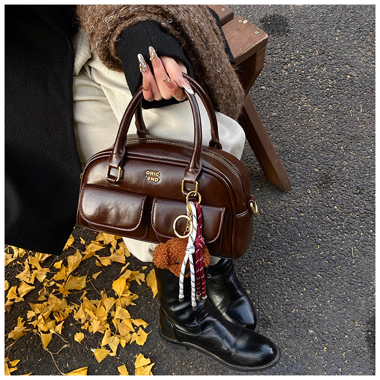 Stylish and versatile womens Boston bag
