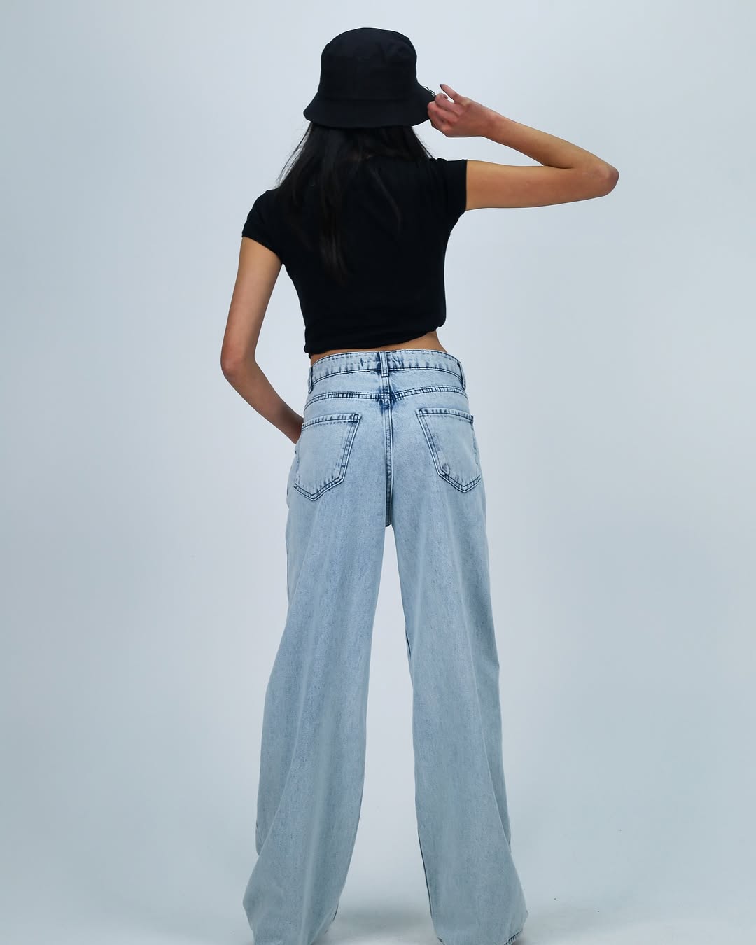 Black Embroidery Heart Baggy Jeans