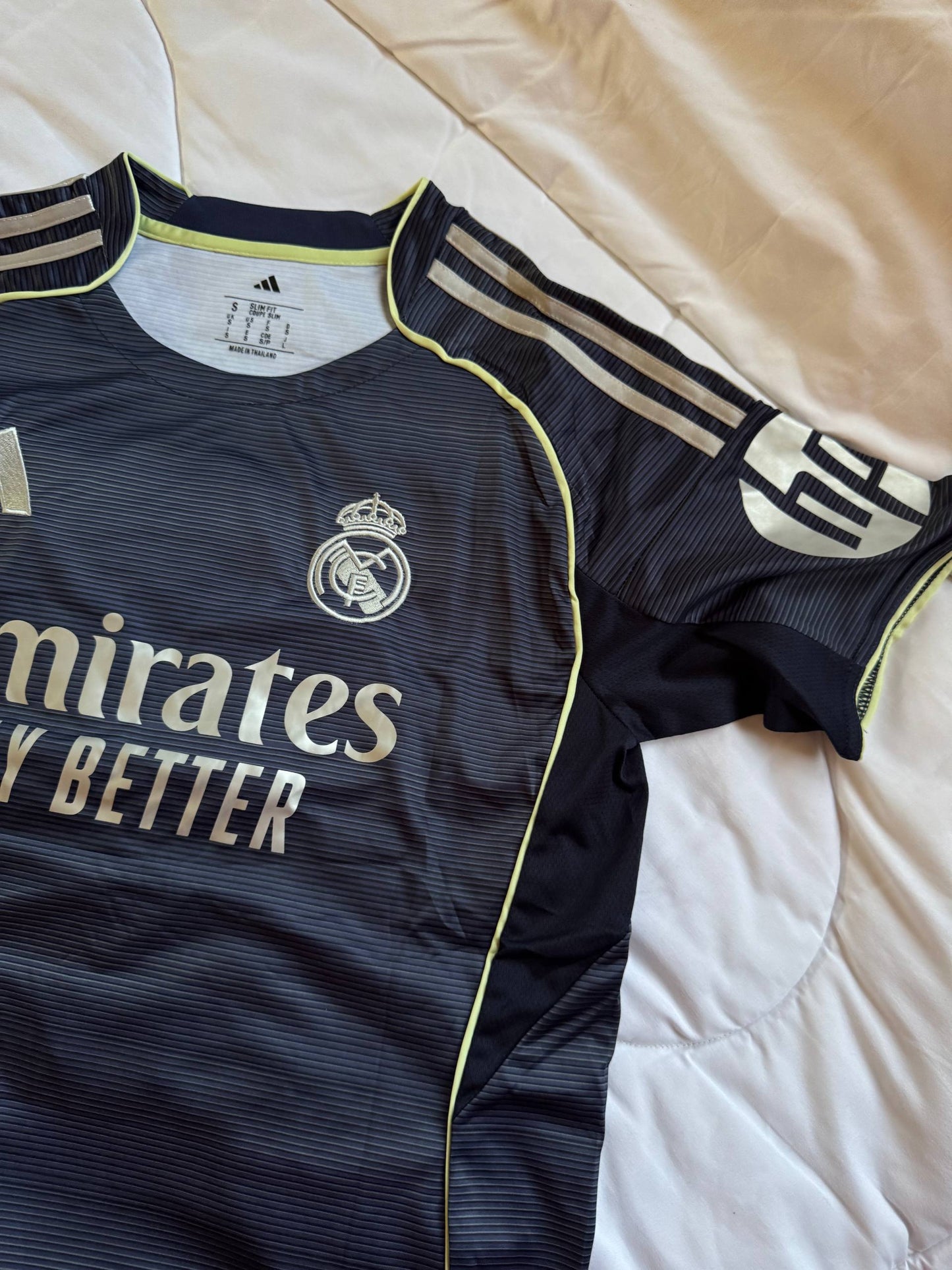 Real Madrid 2023/24 Home Jersey – Bellingham 5 – Replica