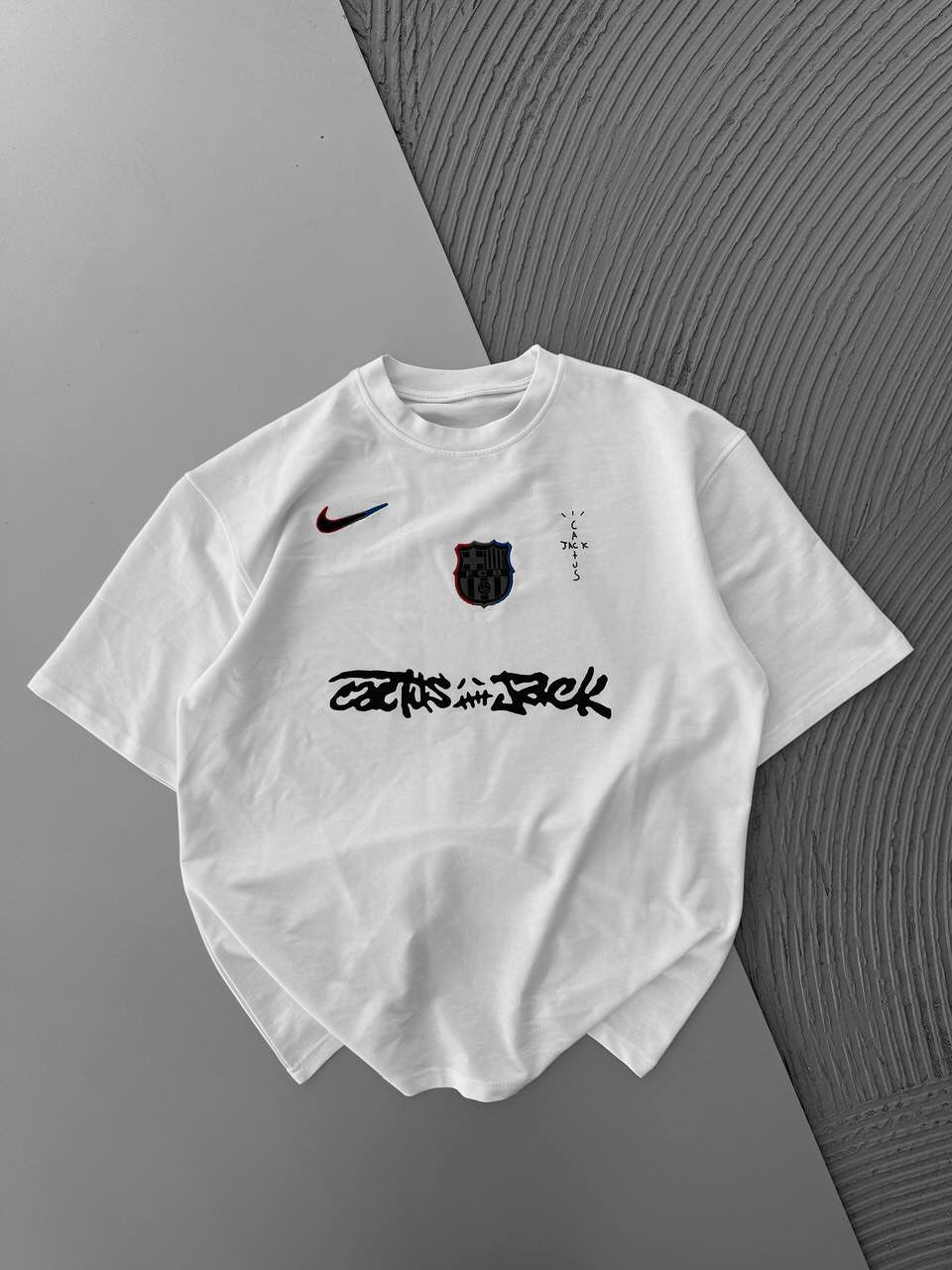 Barcelona White oversized T-shirt