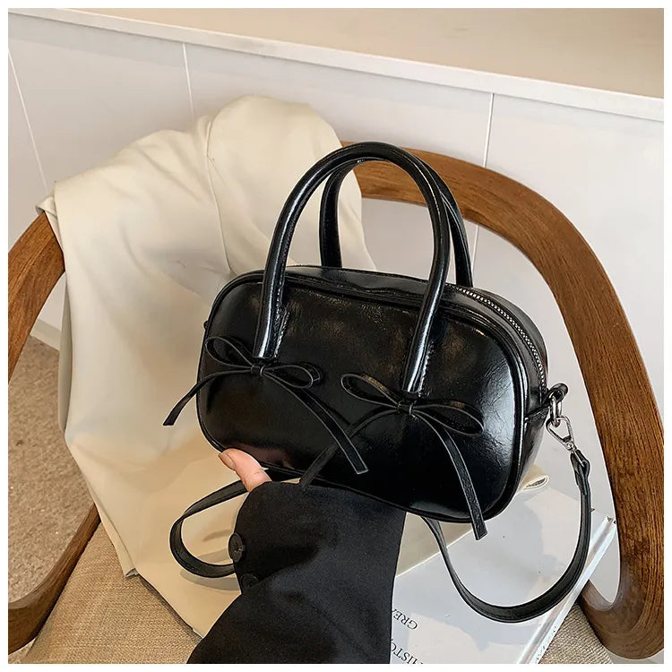 Small High Quality Handbag In Black