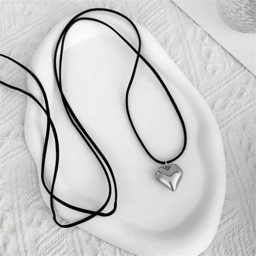 Vintage Big Heart Black String Silver Necklace