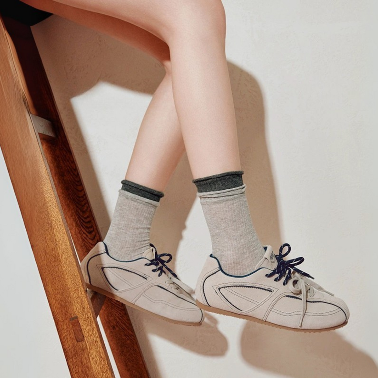 Jinyulu niche ins retro flat-soled German training shoes