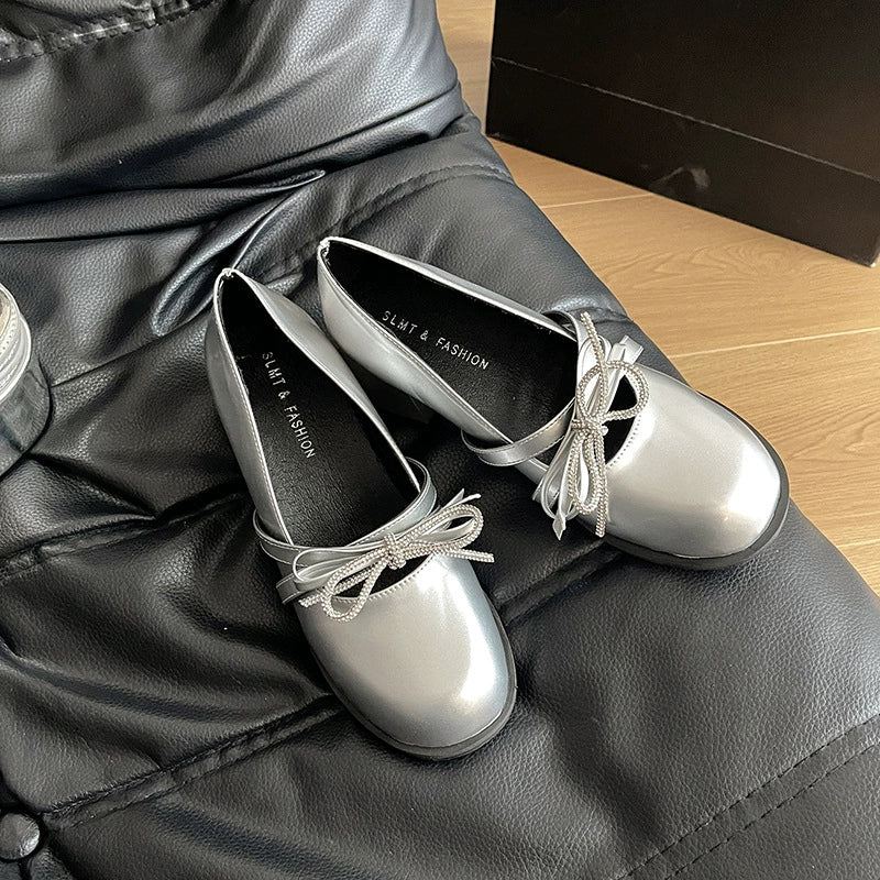 Retro Silver round toe small leather shoes shallow mouth bow knot medium thick heel shoes