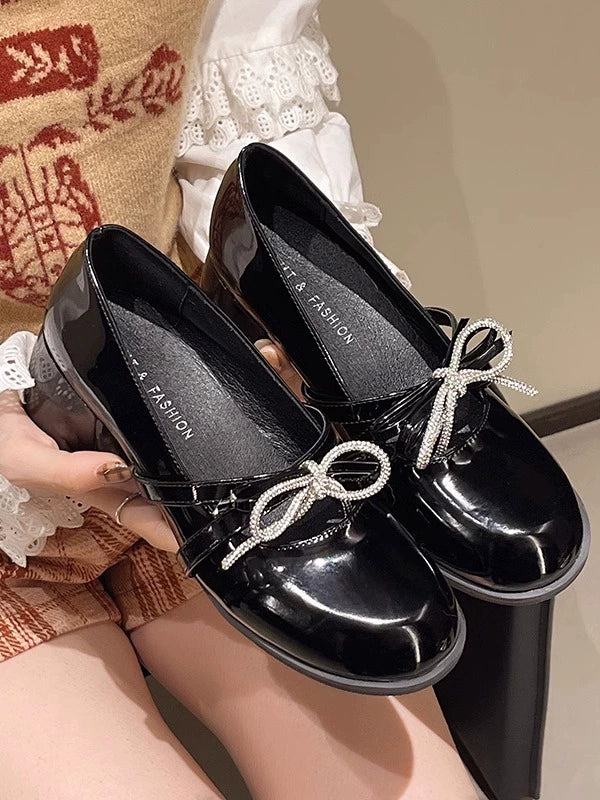 Retro black round toe small leather shoes shallow mouth bow knot medium thick heel shoes
