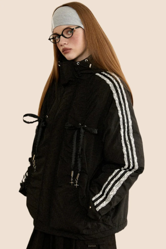 Jacket coat with a lace hood, three stripes, American style, with a bow on the chest.